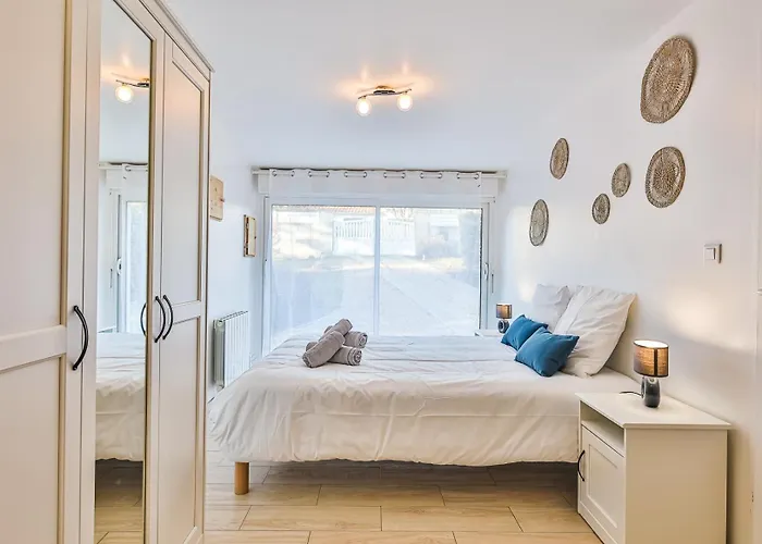 بيت للعطل Le Petit Havre De Paix Longevillai *