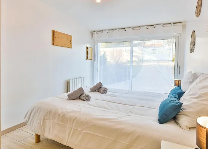 بيت للعطل Le Petit Havre De Paix Longevillai